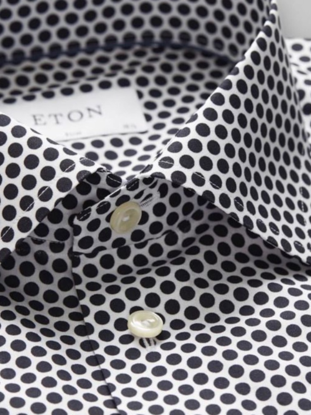 Eton Slim-Fit Signature Polka Dot Dress Shirt. Men (EU 42) US 16 1/2